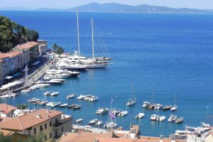 Porto Santo Stefano - Welcome Charter - Boat and yacht charter - noleggio di yacht e barche