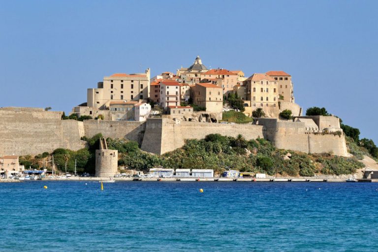 Calvi & Balagne - Welcome Charter - Boat and yacht charter - noleggio di yacht e barche