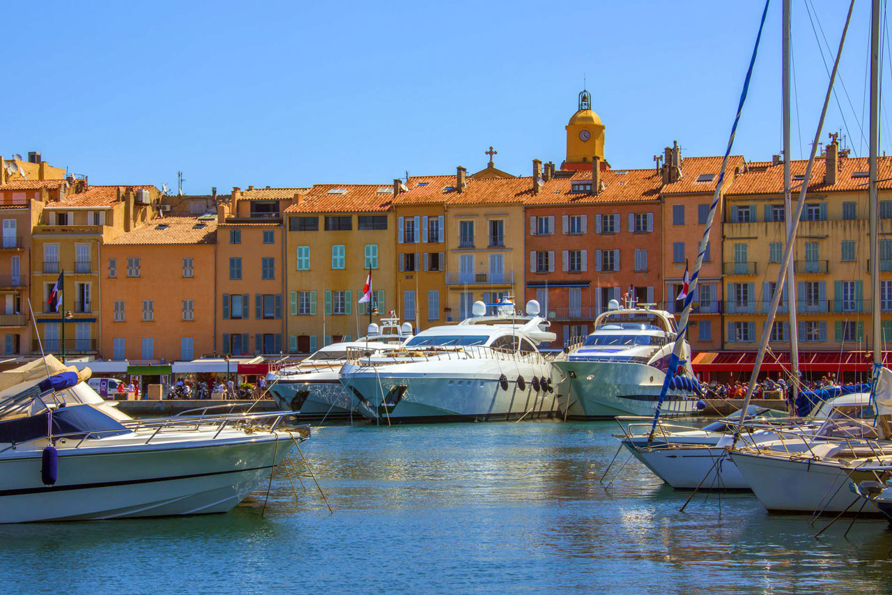 Saint Tropez Yacht Charter - Yacht Liguria | Welcome Charter
